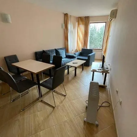 2 Bedroom Apartment In Central Sunny Beach Pool Apartment